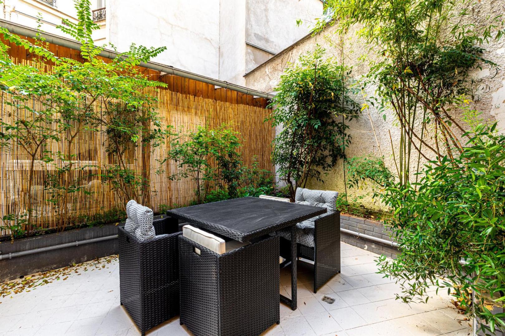 Guestready - Serene Stay Near Champ De Mars Paris Eksteriør billede